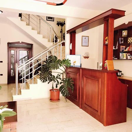 The First Hotel Saranda Dış mekan fotoğraf