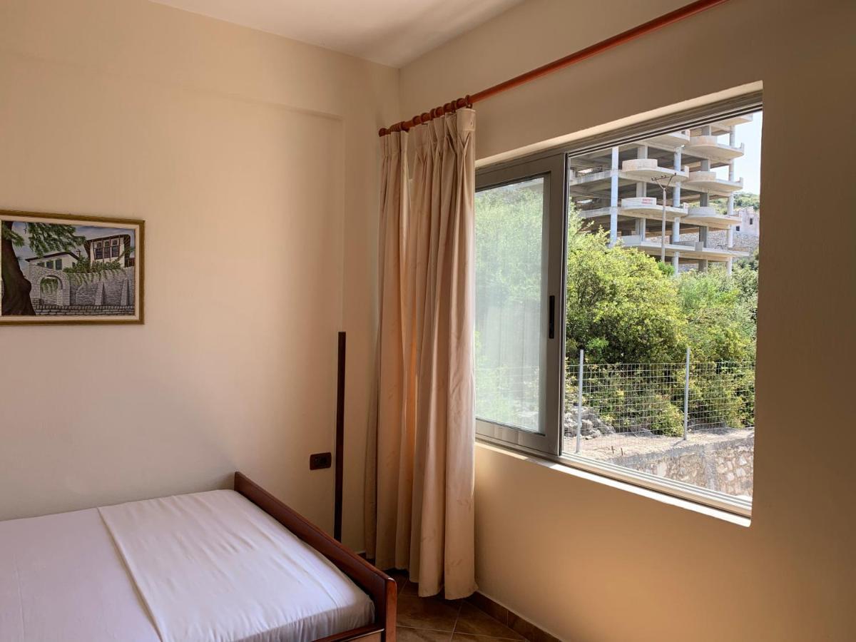 The First Hotel Saranda Dış mekan fotoğraf