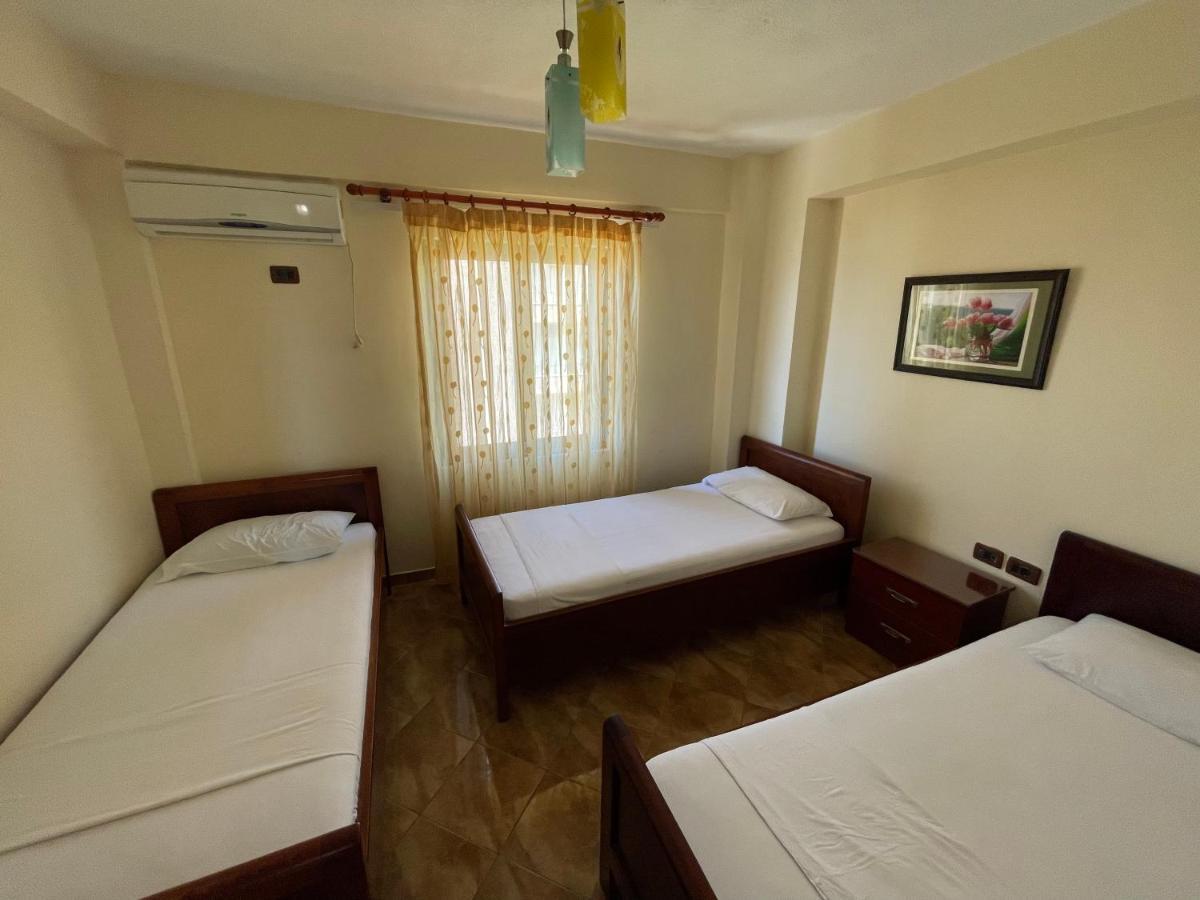 The First Hotel Saranda Dış mekan fotoğraf