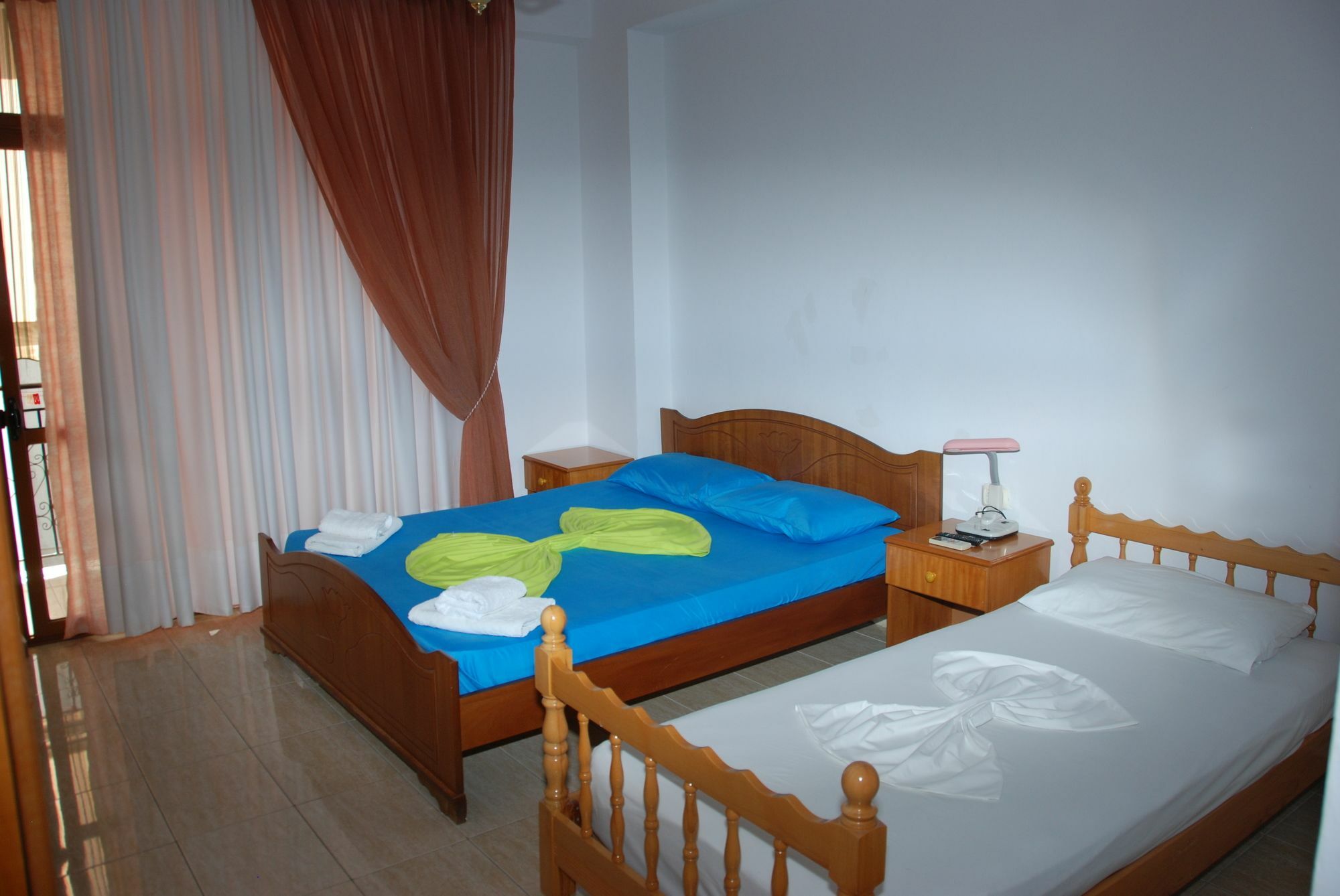 The First Hotel Saranda Dış mekan fotoğraf